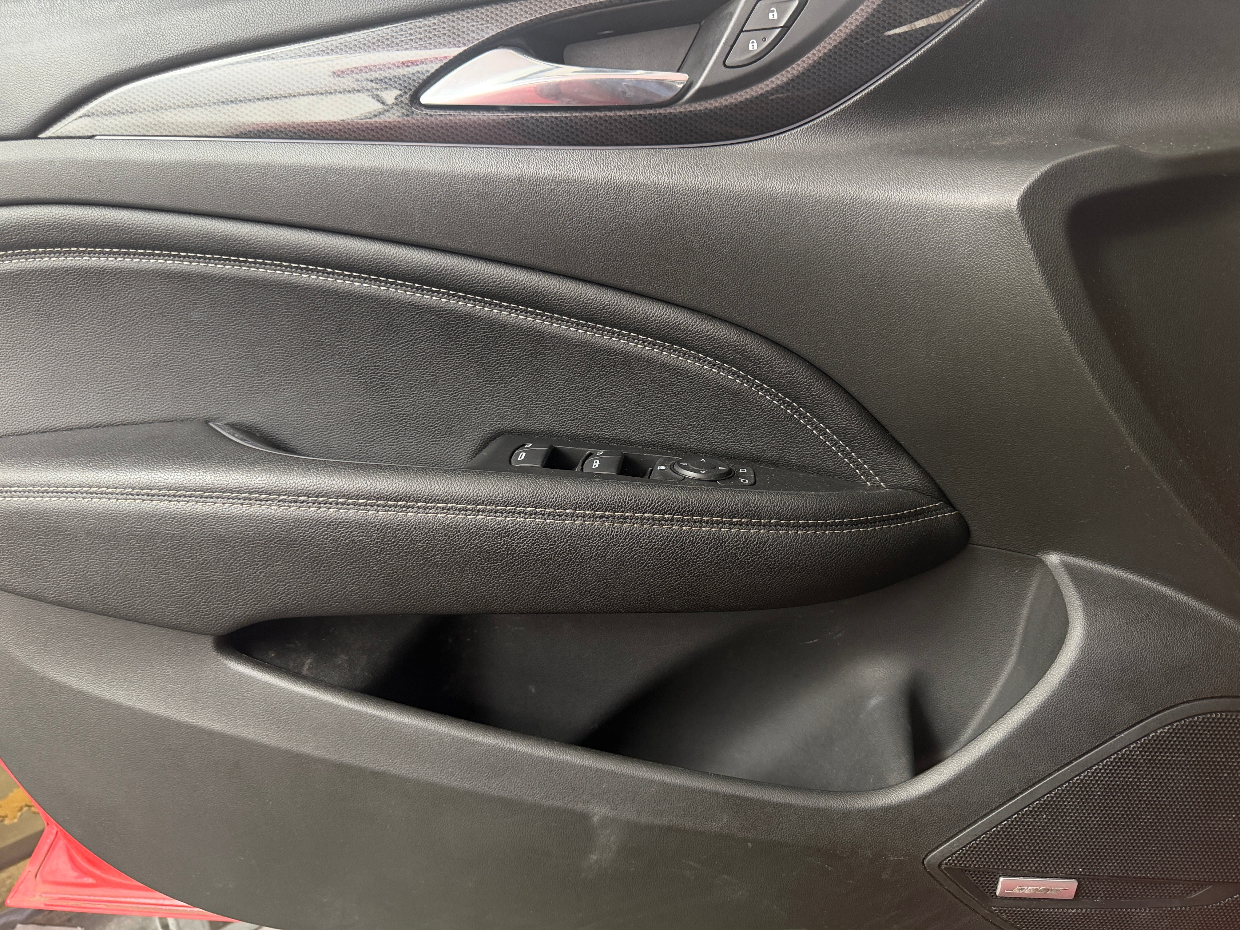 buick regal sportback 2019 W04GS6SS6K1074041 image buick regal sportback 2019 W04GS6SS6K1074041 image